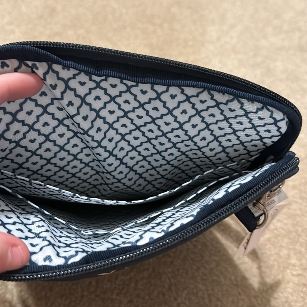 Disney Tablet case - Picture 7 of 7